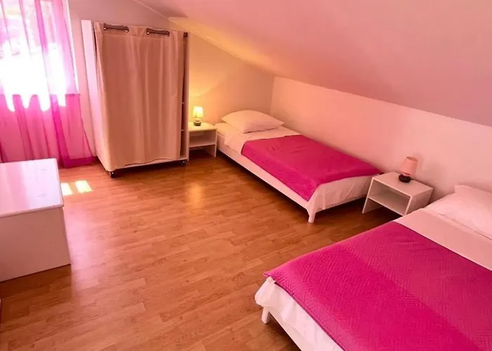 Apartman Meri 5 By Interhome Mali Lošinj