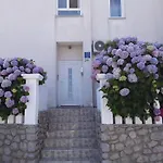 Meri 5 By Interhome *