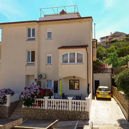 Meri 5 By Interhome Daire *