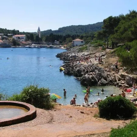 Meri 5 By Interhome * Mali Lošinj