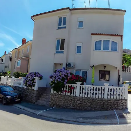Meri 5 By Interhome